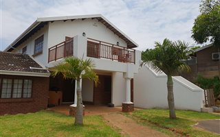 3 Bedroom Garden Cottage in Glen Hills