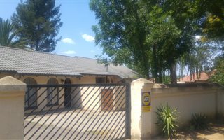 3 Bedroom House in Dalpark