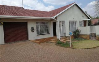 3 Bedroom Townhouse in Sharon Park