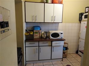1.5 Bed Apartment in Sunnyside