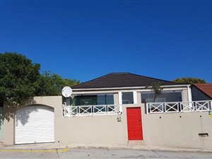 3 Bed House in Richmond Hill