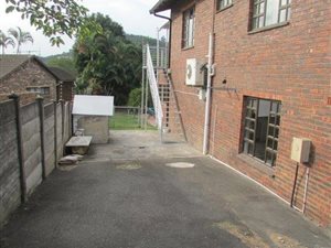 1 Bed Garden Cottage in Cowies Hill Park