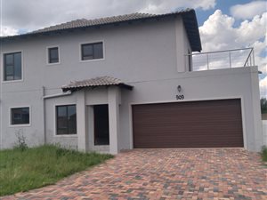 3 Bed House in Halfway House