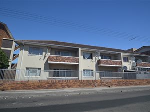 2 Bed Apartment in Parow Central
