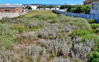 595 m² Land available in Agulhas