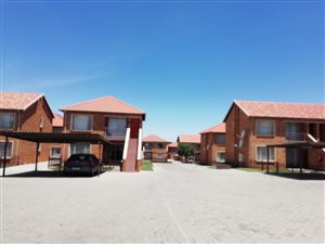 2 Bed Townhouse in Rosettenville