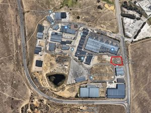 3084 m² Land available in Highbury