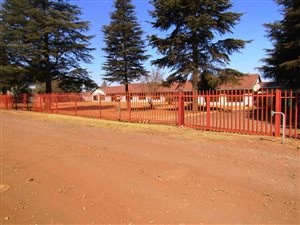 1.7 ha Land available in Welgedacht