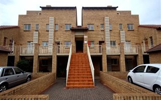 2 Bedroom Townhouse in Boardwalk Villas