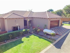 3 Bed House in Emerald Estate