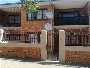 12 Bed Apartment in Forest Hill