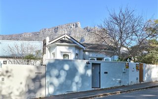 1 Bedroom House in Gardens