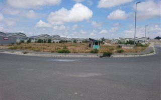 Commercial space in Blue Downs