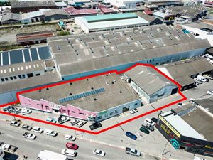 1418 m² Retail Space in East London Central