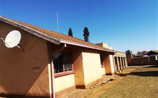 3 Bedroom House in Lindo Park