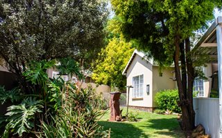 3 Bedroom Cluster in Verwoerdpark