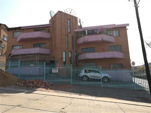 2 Bedroom Apartment in Laudium