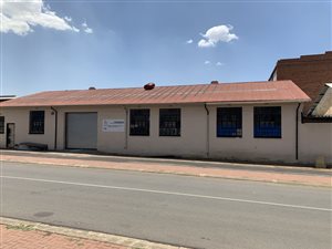 Retail space in Booysens Reserve