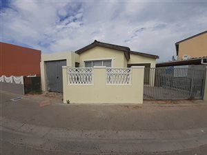 3 Bed House in New Woodlands