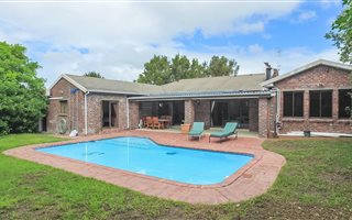 3 Bedroom House in Constantia
