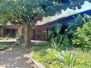 4 Bed House in Kyalami AH