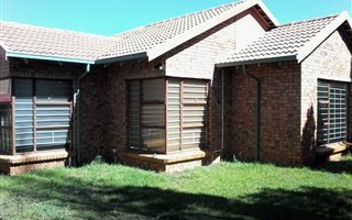 3 Bedroom House in Delmas