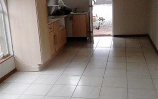 1 Bedroom House in Kensington