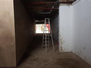 870 m² Commercial space in Glenashley