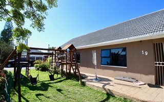 4 Bedroom House in Bothasig
