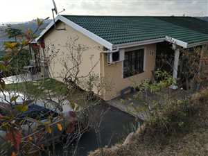 2.5 Bedroom House in Umhlatuzana