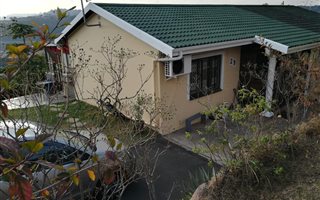 2.5 Bedroom House in Umhlatuzana