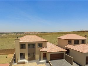 3 Bedroom House in Thatchfield