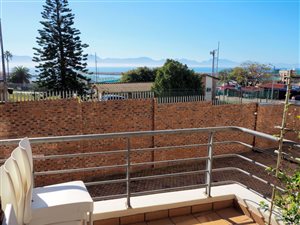 2 Bed Apartment in Mossel Bay Central