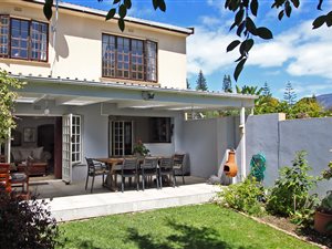 4 Bed Townhouse in Tokai
