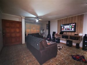 4 Bed House in Tuscany Glen