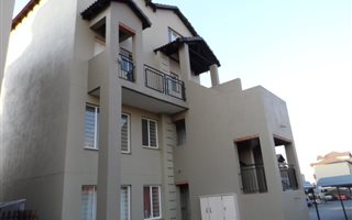 2 Bedroom Apartment in Montana Gardens