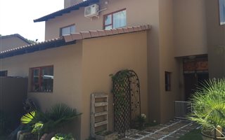 5 Bedroom House in Kosmos Estates