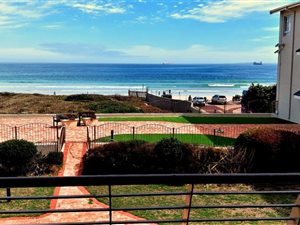 1 Bed Apartment in Lagoon Beach