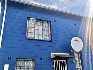 3 Bed House in Elsies River Industrial