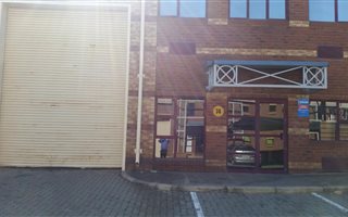 393 m² Industrial space in Noordwyk
