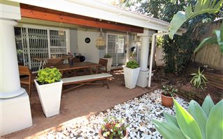 3 Bedroom House in Sunningdale