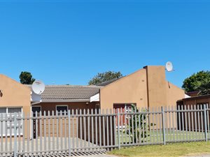 5 Bed House in Morgenster
