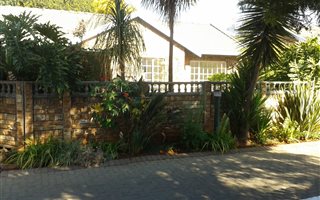 2 Bedroom Townhouse in Doornpoort and surrounds