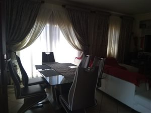 3 Bed House in Heatherview