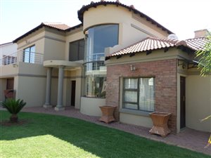 5 Bed House in Zambezi Country Estate