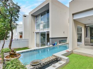 3 Bed Cluster in Elton Hill