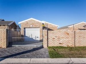 3 Bed House in Parsons Ridge