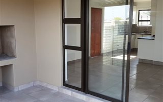 2 Bedroom Townhouse in Gonubie