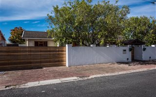5 Bedroom House in Sybrand Park