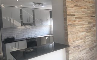 3 Bedroom House in Lotus River